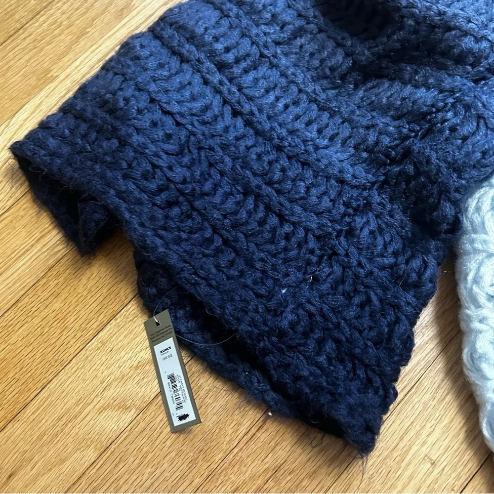 NWT Apt. 9 Navy Blue/White Ombre Knit Cozy Tube Scarf One Size